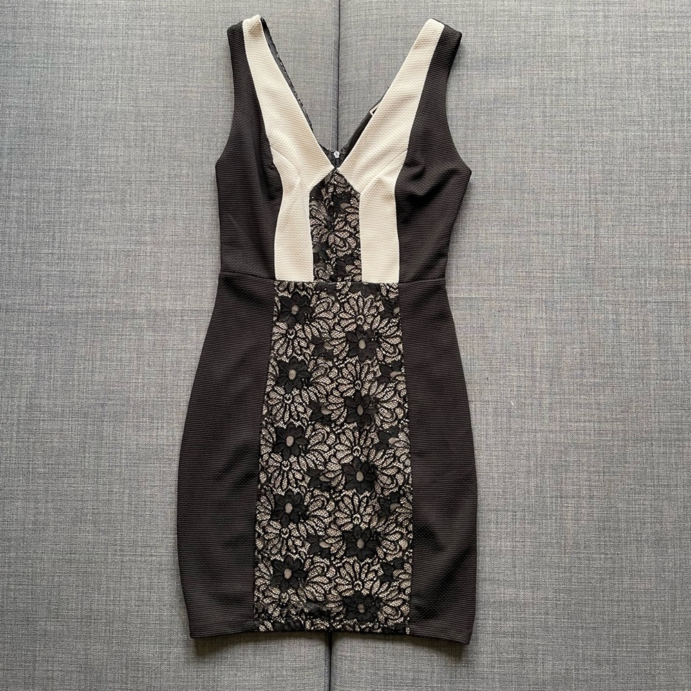 Nikibiki dress